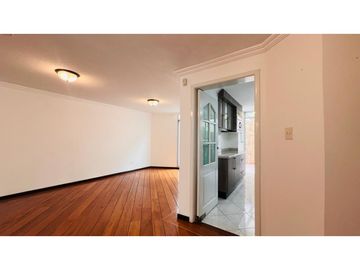 Santa Lucía, Casa en  Venta, 226m2, 3 Habitaciones.