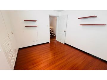 Santa Lucía, Casa en  Venta, 226m2, 3 Habitaciones.