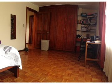 La Kennedy, Casa en  Venta, 189m2, 3 Habitaciones, 3 Baños.