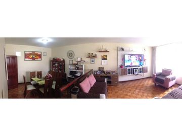 La Kennedy, Casa en  Venta, 189m2, 3 Habitaciones, 3 Baños.