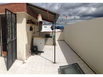La Kennedy, Casa en  Venta, 189m2, 3 Habitaciones, 3 Baños.