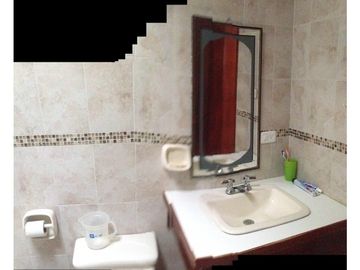 La Kennedy, Casa en  Venta, 189m2, 3 Habitaciones, 3 Baños.