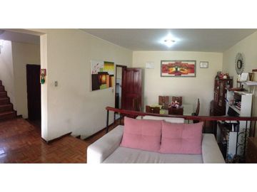 La Kennedy, Casa en  Venta, 189m2, 3 Habitaciones, 3 Baños.