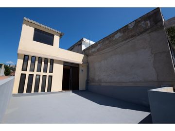 Carapungo, Casa en  Venta, 226m2, 3 Habitaciones, 2 Baños.