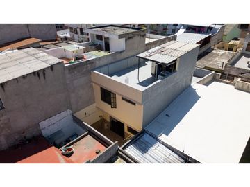 Carapungo, Casa en  Venta, 226m2, 3 Habitaciones, 2 Baños.