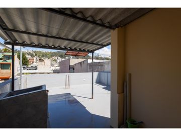 Carapungo, Casa en  Venta, 226m2, 3 Habitaciones, 2 Baños.