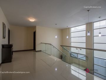 Casa de lujo en Bugambilias primera sección Zona Sur Zapopan