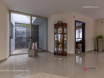 Casa de lujo en Bugambilias primera sección Zona Sur Zapopan