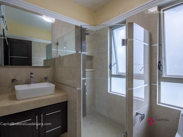 Casa de lujo en Bugambilias primera sección Zona Sur Zapopan