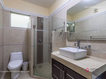 Casa de lujo en Bugambilias primera sección Zona Sur Zapopan