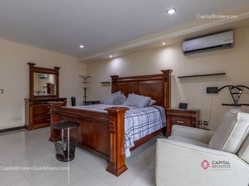 Casa de lujo en Bugambilias primera sección Zona Sur Zapopan