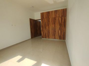 CASA EN VENTA CON DOBLE SEGURIDAD EN LOMAS DE CUERNAVACA