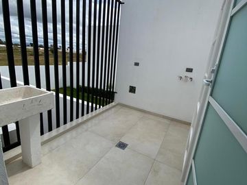 LA PERLA MODELO GRANATE