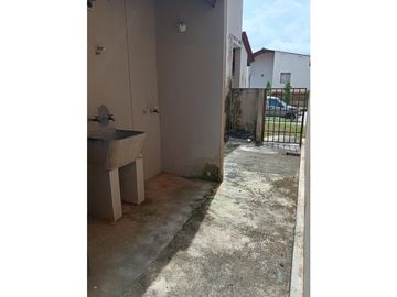 VENTA DE CASA 3H 2B LAS ARBOLEDAS LOS ROBLES CHORRERA (IM)