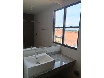 VENTA DE CASA 3H 2B LAS ARBOLEDAS LOS ROBLES CHORRERA (IM)