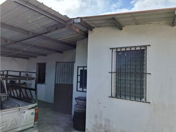 VENDO CASA ARRAIJAN FLORESTA 3REC