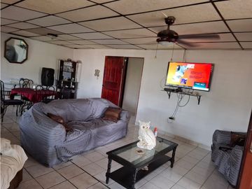 VENDO CASA ARRAIJAN FLORESTA 3REC