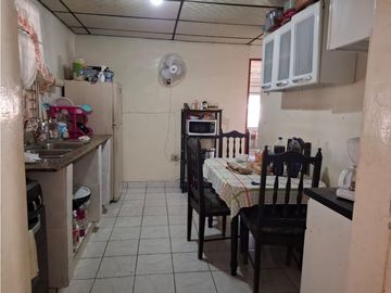 VENDO CASA ARRAIJAN FLORESTA 3REC