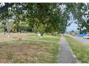 VENDO CASA ARRAIJAN FLORESTA 3REC