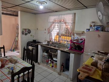 VENDO CASA ARRAIJAN FLORESTA 3REC