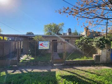 Casa en venta en Burzaco Oeste