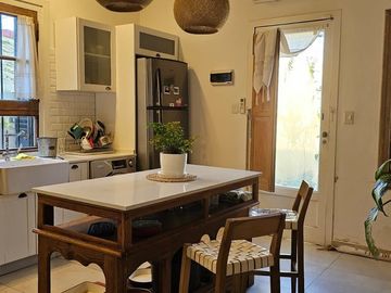 PH en venta de 2 dormitorios c/ cochera en Ituzaingó Centro