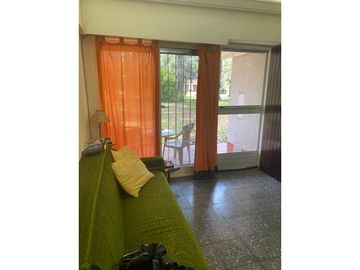 QUINTA  3 ambientes- venta completa muebles, electrodomesticos etc.-