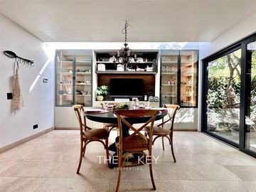 Casa en Venta en Paseo Don Quijote - Panorámica Sur