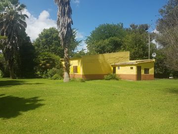 CASA QUINTA en Punta Indio - y algo mas....