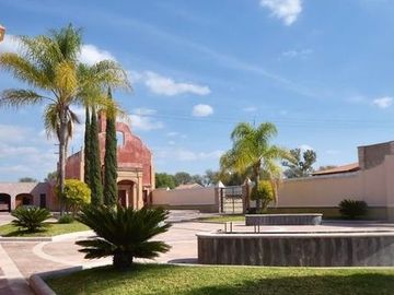 HACIENDA EN LAGOS DE MORENO EN VENTA