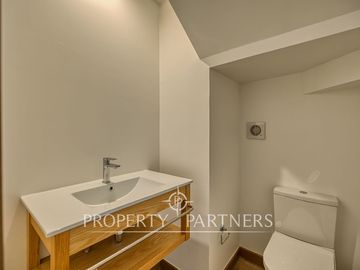 Casa nueva en Chamisero, a 10 min de Vitacura.