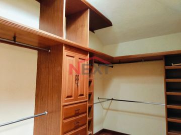 Casa en venta de 1 planta en calle privada