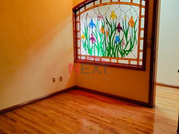 Casa en venta de 1 planta en calle privada