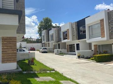 HERMOSA CASA ENVENTA EN URBANIZACION, SECTOR RICAURTE