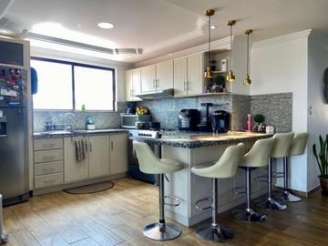 HERMOSO DEPARTAMENTO EN VENTA, SECTOR MISICATA