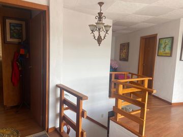 HERMOSA CASA EN VENTA, SECTOR LA PLAYA