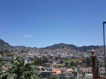HERMOSA CASA EN VENTA, SECTOR LA PLAYA