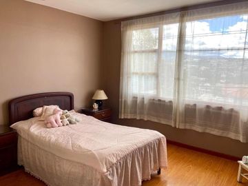HERMOSA CASA EN VENTA, SECTOR MISICATA