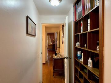 HERMOSO DEPARTAMENTO EN VENTA, SECTOR PASEO 3 DE NOVIEMBRE