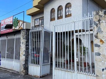 CASA COMERCIAL EN VENTA, SECTOR JOSE JOAQUIN DE OLMEDO
