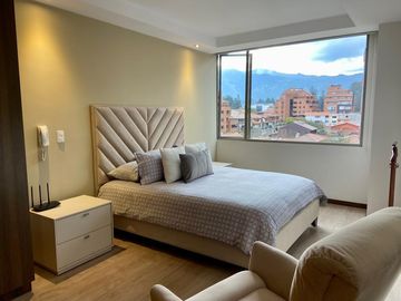 HERMOSO DEPARTAMENTO. PUERTAS DEL SOL