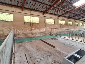 HERMOSA FINCA EN VENTA, SECTOR SANTA ANA