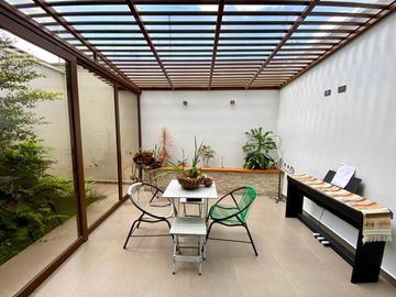 HERMOSA CASA EN VENTA, SECTOR MISICATA