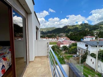 HERMOSA CASA EN VENTA, SECTOR MISICATA