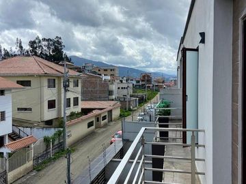 HERMOSA CASA EN VENTA, SECTOR MISICATA