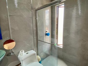 HERMOSA CASA EN VENTA, SECTOR MISICATA
