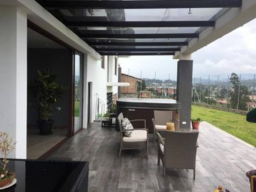 HERMOSA CASA EN VENTA, SECTOR CHALLUBAMBA