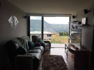 HERMOSA CASA EN VENTA, SECTOR CHALLUBAMBA