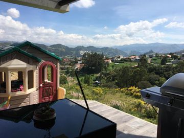 HERMOSA CASA EN VENTA, SECTOR CHALLUBAMBA