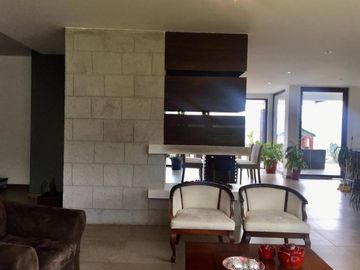 HERMOSA CASA EN VENTA, SECTOR CHALLUBAMBA